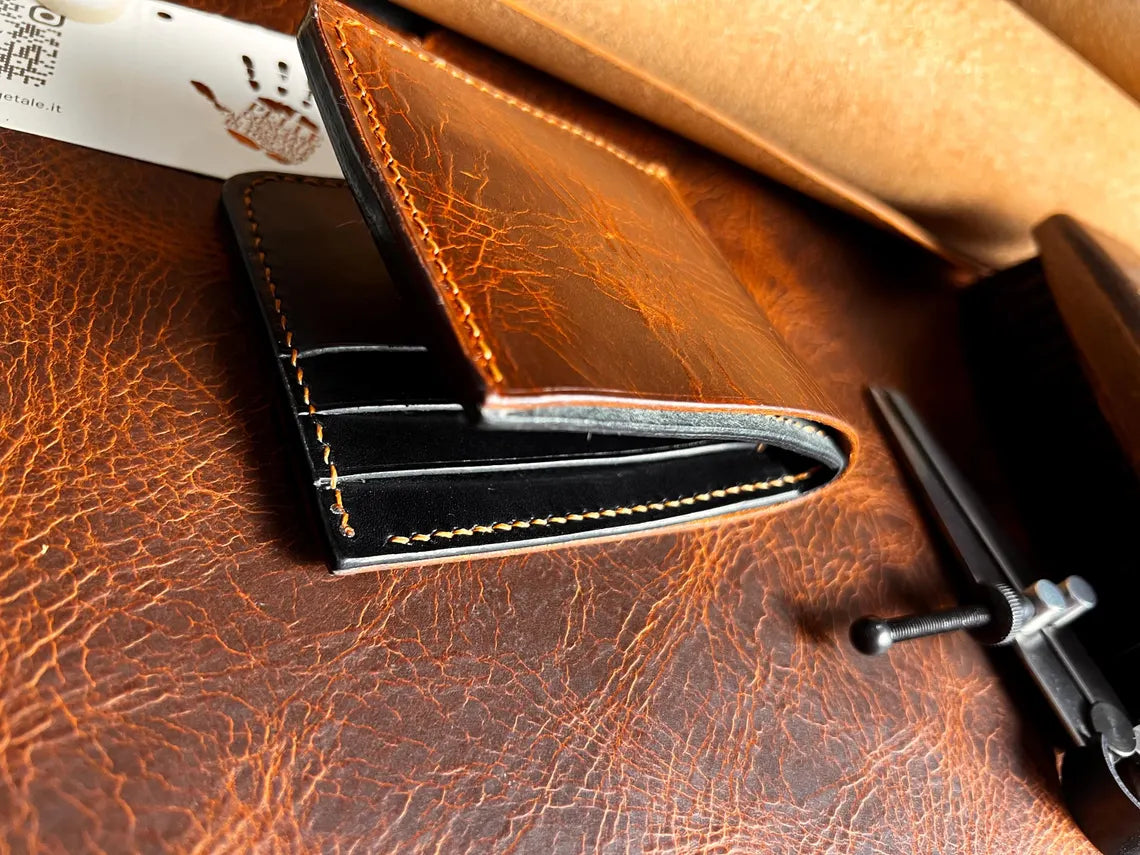 Classic Bifold Wallet with Hidden Pocket in Italian Full-Grain Leather