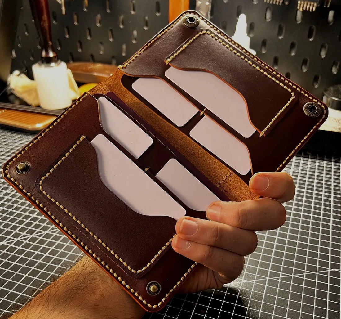 Atlas Long Wallet in Italian Full-Grain Leather